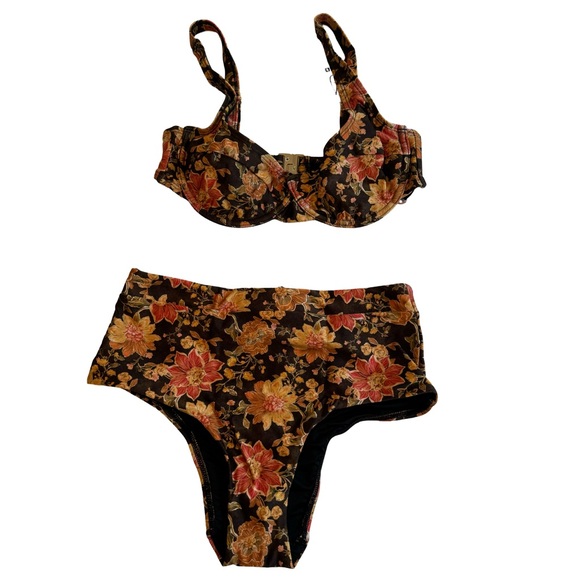 MINKPINK - Emilia High Waisted Bottoms - Picture 9 of 16